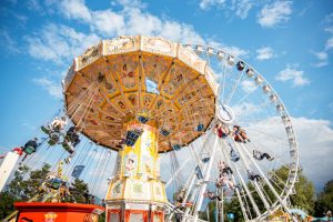 Riesenrad & Wellenflieger auf der Salzburger Dult (©Foto: MZS)