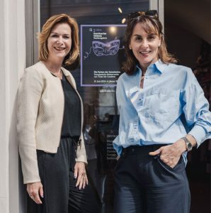 Michaela Schirlbauer von Misc.Fashion und Daniela Aichner vom DomQuartier Salzburg. Copyright: ©DQS